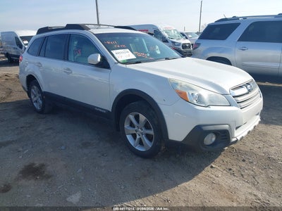 SUBARU OUTBACK 2013