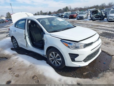 KIA RIO 2023