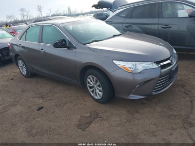 TOYOTA CAMRY 2016