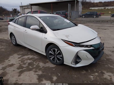 TOYOTA PRIUS PRIME 2017