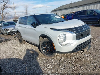 MITSUBISHI OUTLANDER 2023