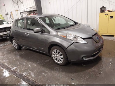 NISSAN LEAF 2015