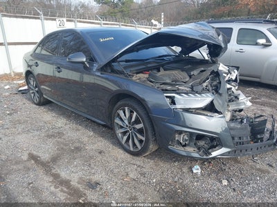 AUDI A4 2022