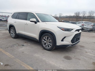 TOYOTA GRAND HIGHLANDER 2024