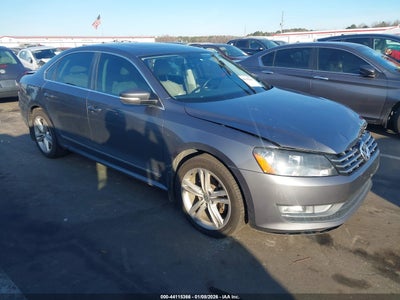 VOLKSWAGEN PASSAT 2014