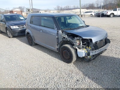 SCION XB 2011