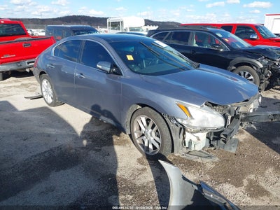 NISSAN MAXIMA 2011