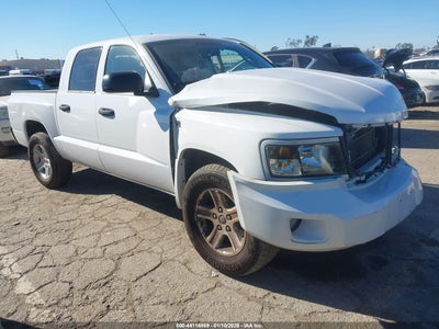 RAM DAKOTA 2011
