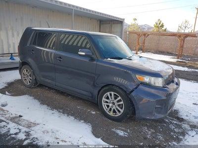SCION XB 2011