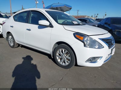 NISSAN VERSA 2017