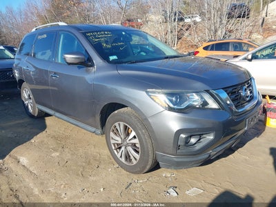 NISSAN PATHFINDER 2017