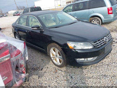 VOLKSWAGEN PASSAT 2013