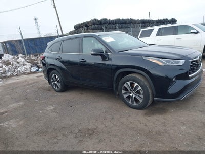 TOYOTA HIGHLANDER 2024