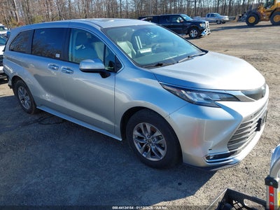 TOYOTA SIENNA 2022