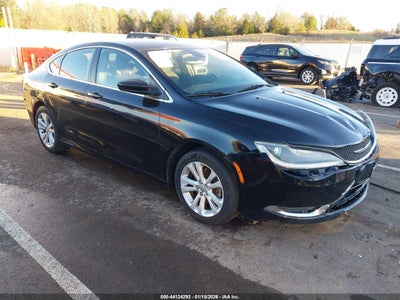 CHRYSLER 200 2015