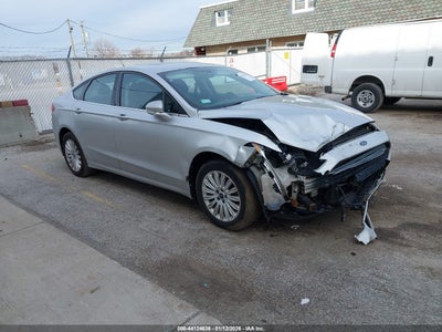 FORD FUSION HYBRID 2013