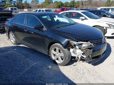 TOYOTA CAMRY 2012