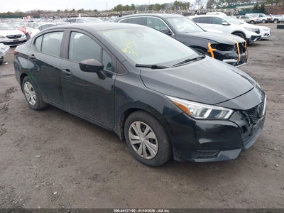 NISSAN VERSA 2020
