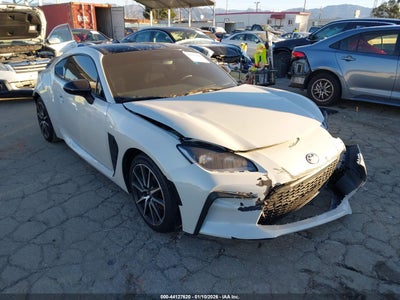 TOYOTA GR86 2024
