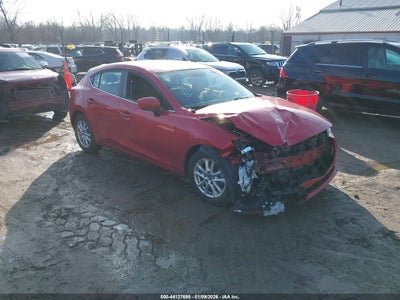 MAZDA 3 2015