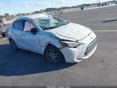 TOYOTA YARIS 2019