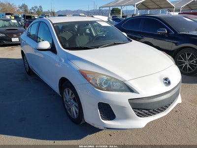 MAZDA 3 2012