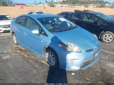 TOYOTA PRIUS PLUG-IN 2012
