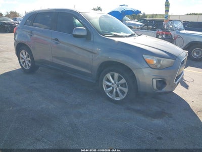 MITSUBISHI OUTLANDER SPORT 2015