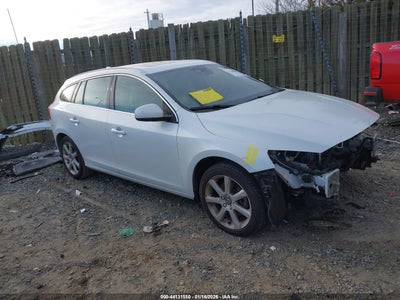 VOLVO V60 2017
