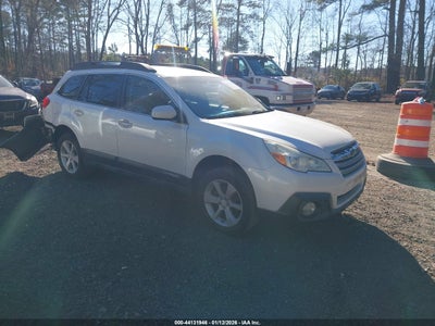 SUBARU OUTBACK 2014