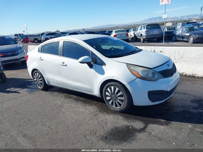 KIA RIO 2015