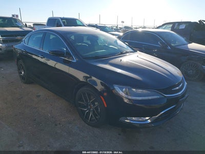 CHRYSLER 200 2015