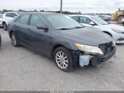 TOYOTA CAMRY 2011