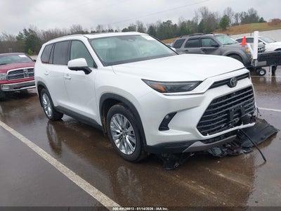TOYOTA GRAND HIGHLANDER 2025