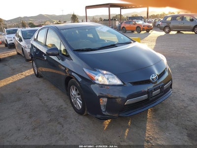 TOYOTA PRIUS PLUG-IN 2012