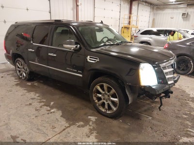CADILLAC ESCALADE ESV 2014