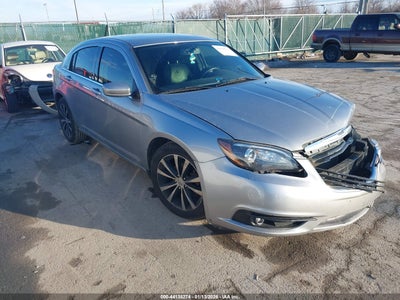 CHRYSLER 200 2014