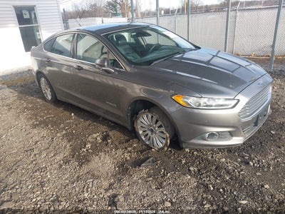 FORD FUSION HYBRID 2013
