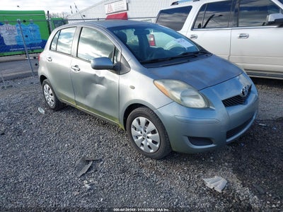 TOYOTA YARIS 2010