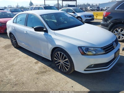 VOLKSWAGEN JETTA 2016