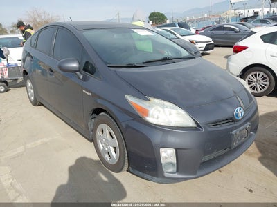 TOYOTA PRIUS 2011