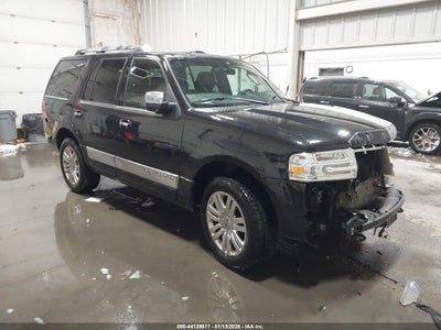 LINCOLN NAVIGATOR 2012