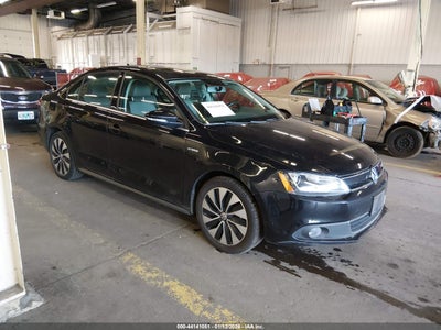 VOLKSWAGEN JETTA HYBRID 2014