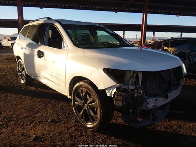 NISSAN PATHFINDER 2018