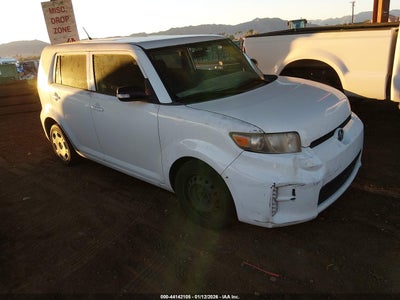 SCION XB 2013