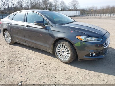 FORD FUSION HYBRID 2015