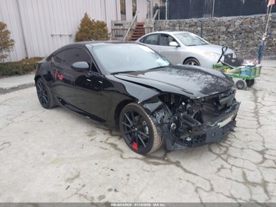 TOYOTA GR86 2024