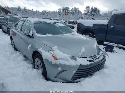TOYOTA CAMRY 2016