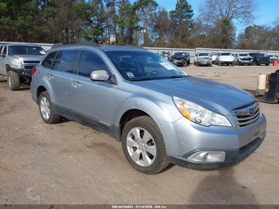 SUBARU OUTBACK 2012