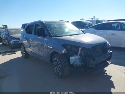 NISSAN KICKS 2023